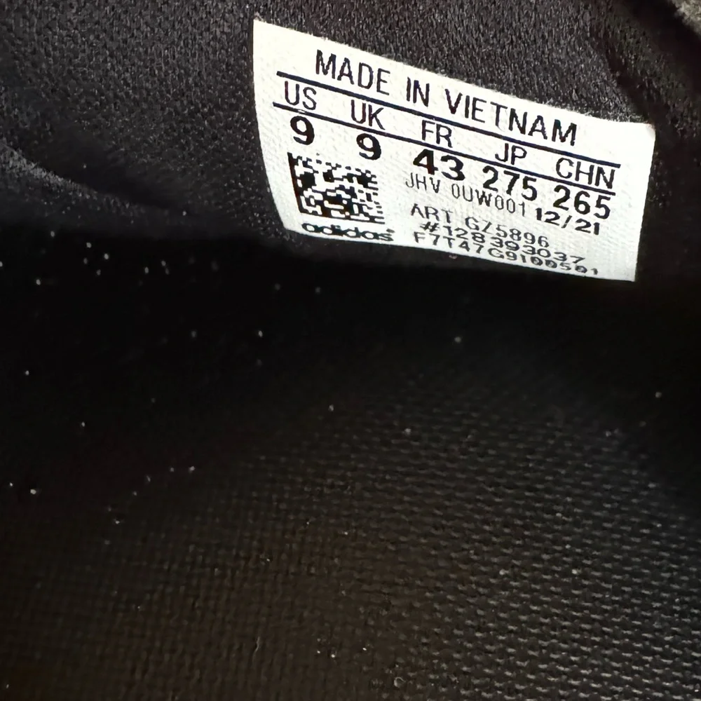 Adidas Men's Black Slide Sandals - Casual Comfort | Size 9